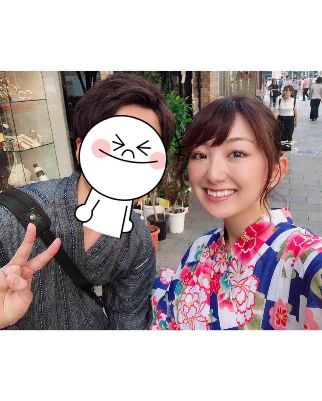 尻無浜冴美さんのインスタグラム写真 - (尻無浜冴美Instagram)「昨日は旦那っちと #神宮外苑花火大会 行ってきた♪  今年まだ花火見てない〜😑 ってふてくされてたらチケット探してくれて急遽行けることに❗️ ありがとう旦那っち☺️ 見やすい席で花火おっきくて夏感じた！！！ いつか#長岡花火 も見てみたいな✨  #花火大会  #花火大会デート  #hanabi  #夫婦デート  #明治神宮球場  #神宮花火大会  #明治神宮花火大会2019  #花火 #はなび  #🎆 #浴衣 #浴衣デート  #yukata」8月12日 0時25分 - saemi_shinahama