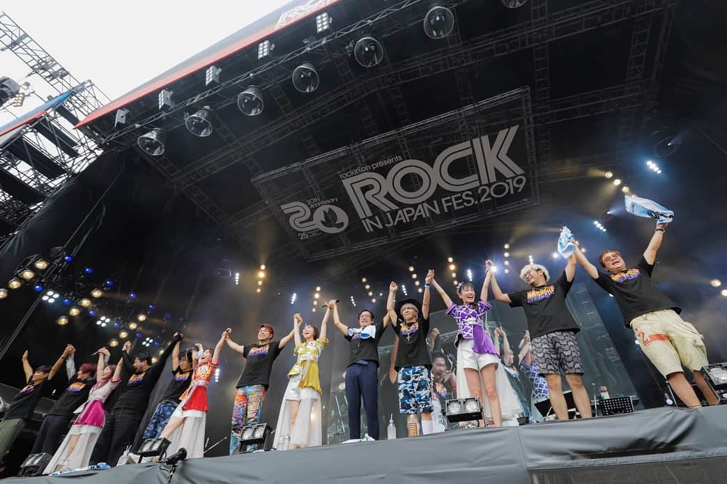 高城れにさんのインスタグラム写真 - (高城れにInstagram)「Rock in japan fes2019 みんなありがとう😊！ 夏だね☀️ #rockinjapan2019」8月12日 0時48分 - takagireni_official