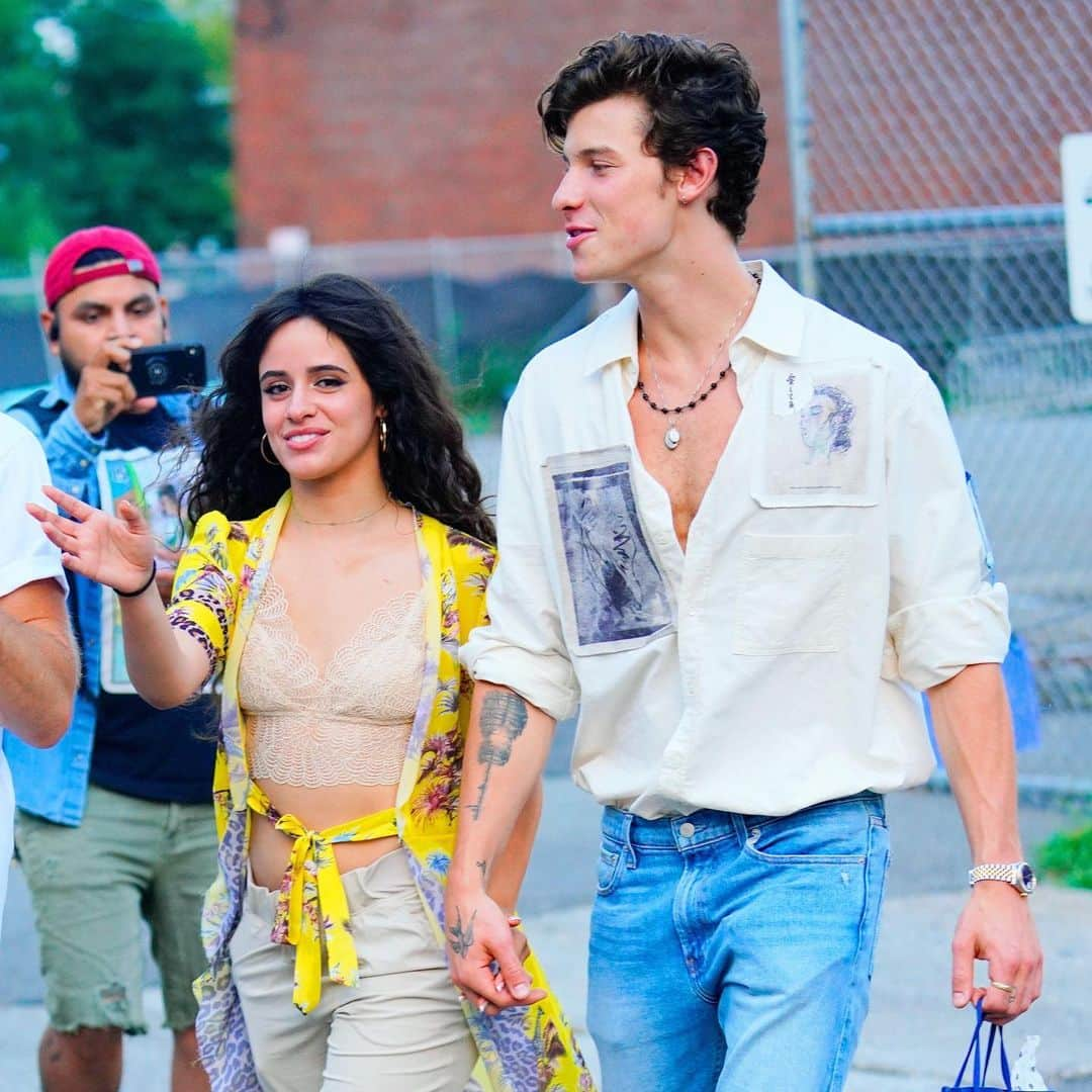 GQさんのインスタグラム写真 - (GQInstagram)「@ShawnMendes and @Camila_Cabello are summer 2019’s most excellently groomed couple. See the 9 Grooming Gods of the week at the link in bio.」8月12日 0時45分 - gq