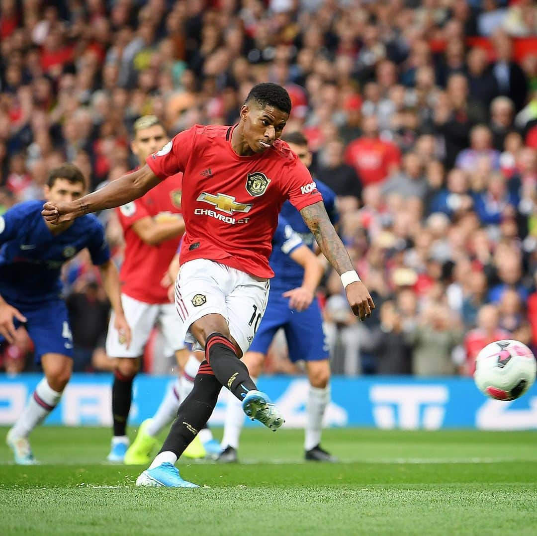 プレミアリーグさんのインスタグラム写真 - (プレミアリーグInstagram)「Pressure, what pressure? Rashford puts Man Utd ahead from the spot  #MUNCHE #PL」8月12日 0時59分 - premierleague