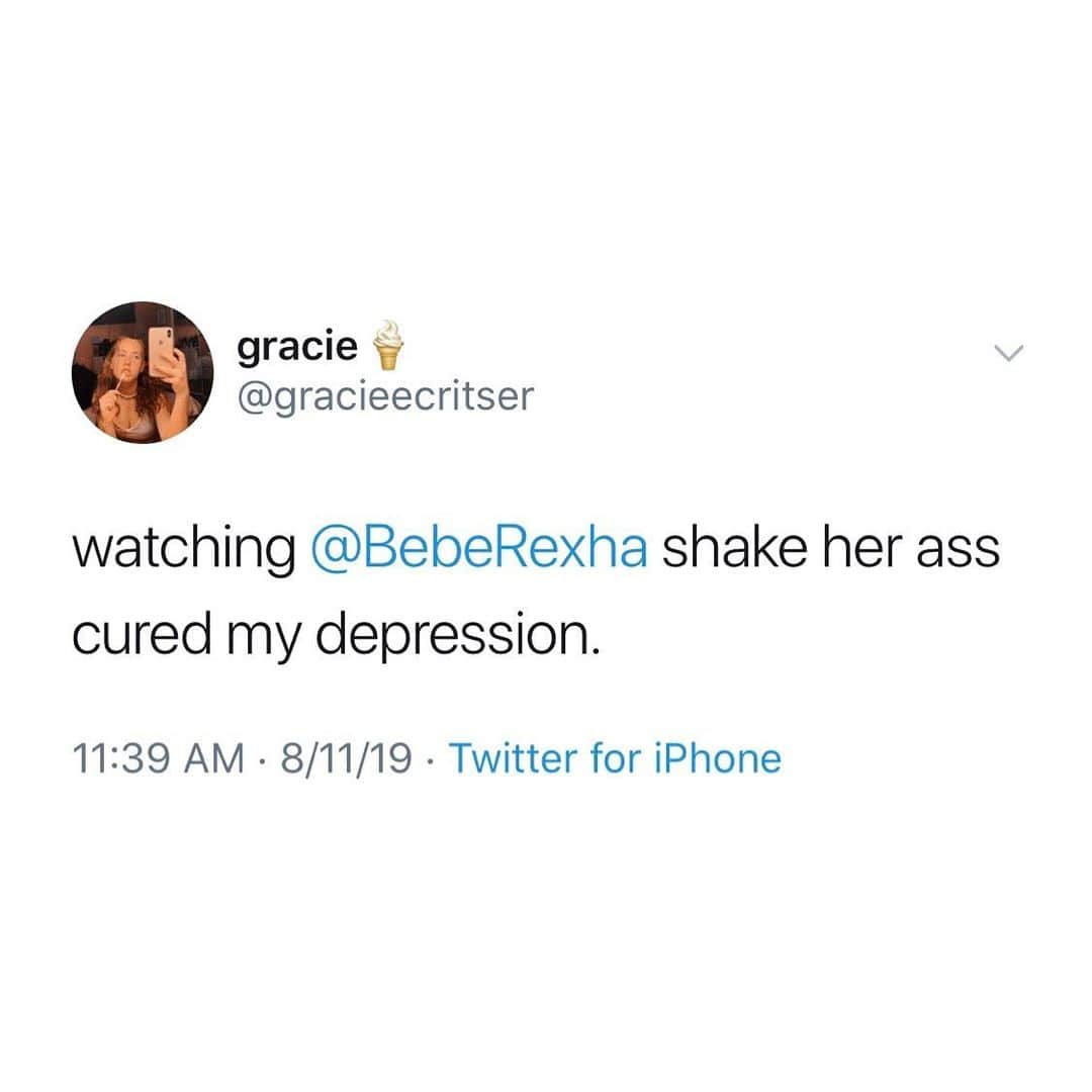 Bebe Rexhaさんのインスタグラム写真 - (Bebe RexhaInstagram)「😂🤣🤣 If only this was a real thing. I would shake my ass all day and night and until I died for you guys.」8月12日 1時07分 - beberexha