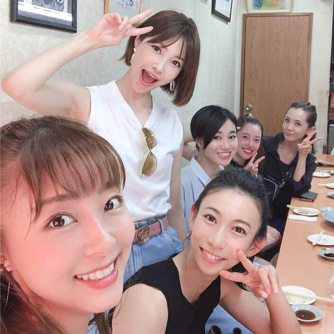 壱城あずささんのインスタグラム写真 - (壱城あずさInstagram)「.﻿ 先日可愛い下級生達と湯河原へ行ってきた🏖﻿ 大自然に癒されながら夏を思いっきり満喫したー！！﻿ 退団してからも繋がる絆✨﻿ 宝塚って素晴らしい❤️﻿ ﻿ #湯河原﻿ #大自然﻿ #空気美味しい﻿ #都会より涼しい #夏﻿ #温泉﻿ #花火﻿ #宝塚 #星組﻿ #下級生 #みんな大好きやで﻿ #壱城あずさ﻿ #しーらん﻿」8月11日 17時28分 - shiiran1012