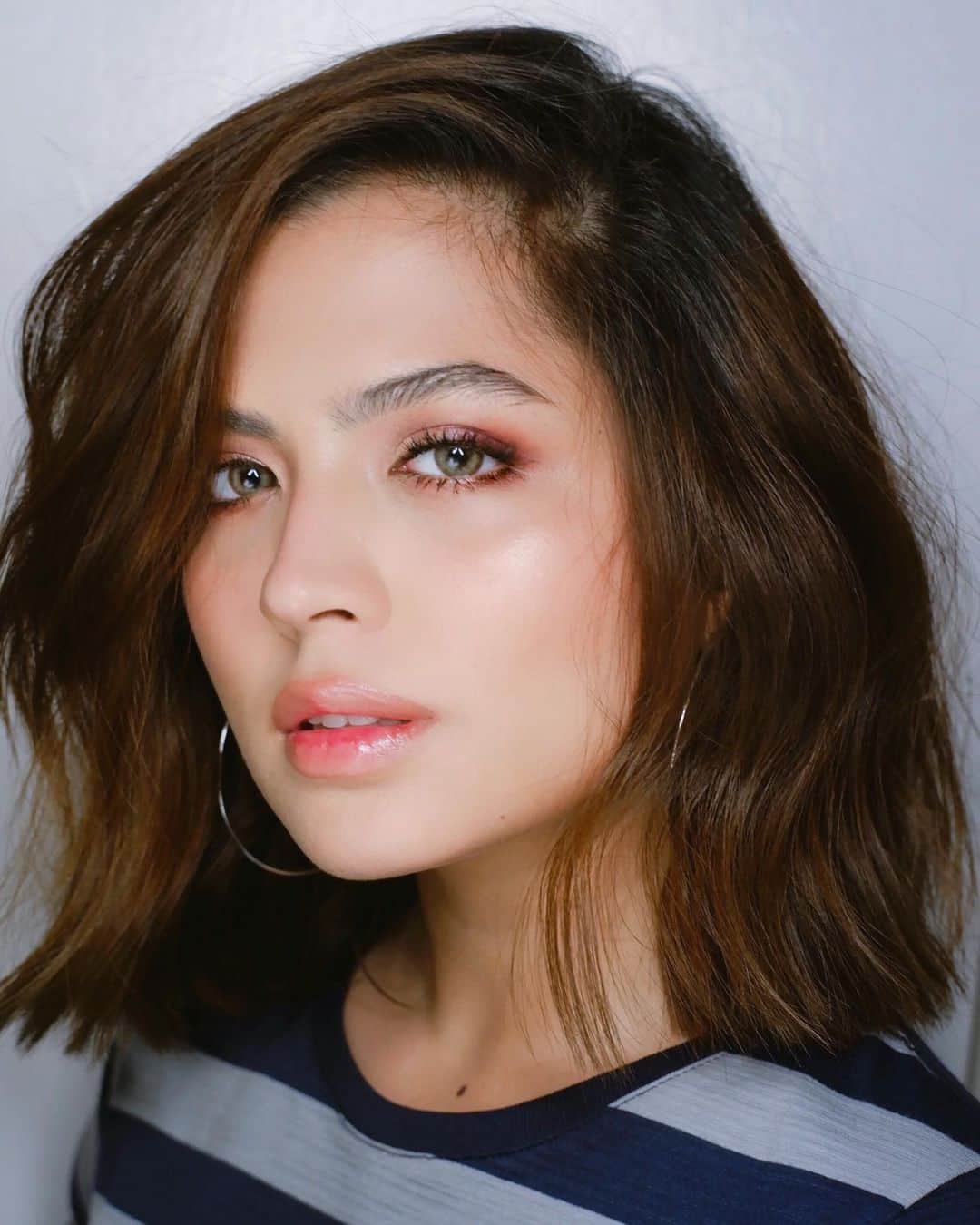 Alexa Ilacadさんのインスタグラム写真 - (Alexa IlacadInstagram)「Moonchild 🌙 . 💄 @tingduque x 💆🏻‍♀️ @ariesmanal_hair x 👁 @freshlookph @airoptixph x @momoisupe x @aztaurbansalon x @facesandcurves_ph x @ilovemydentist ♥️」8月11日 17時33分 - alexailacad