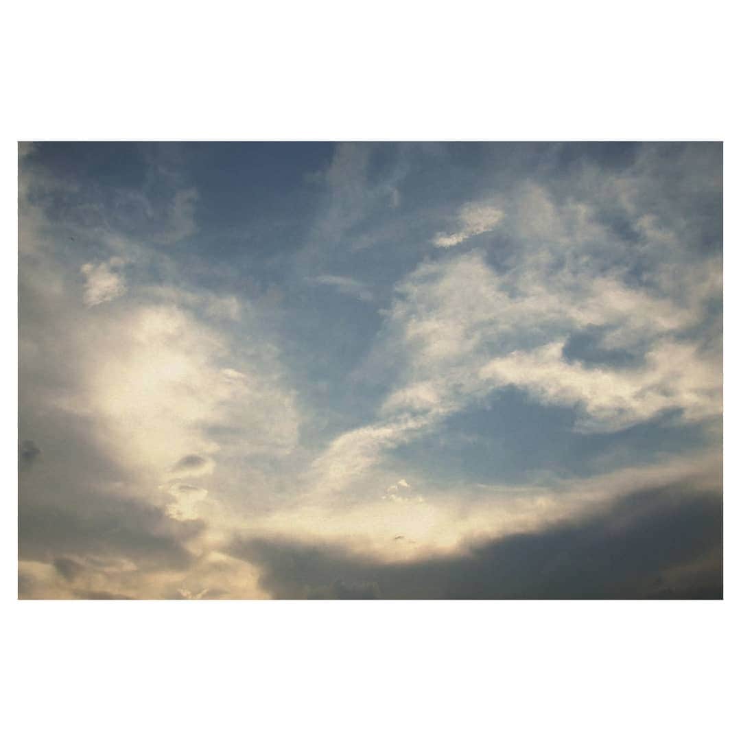 花村怜美のインスタグラム：「#空 #雲 #夕空 #自然 #景色 #風景 #sky #cloud #clouds #cloudscape #cloudstagram #skystagram #nature #japan」