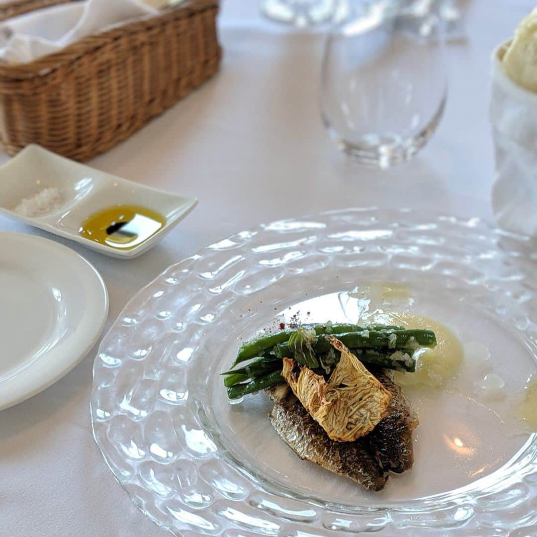 鈴木詩織さんのインスタグラム写真 - (鈴木詩織Instagram)「Lunch@【LA MARÉE 】🏝😎 . 魚介類をたくさんいただけておいしかったランチでした💜 . また機会があれば行きたいな😌 . . . . . #lunch#lamaree#hayama#sea#niceview#葉山#ランチ#ラマーレ」8月11日 18時11分 - shiorin0802suzuki