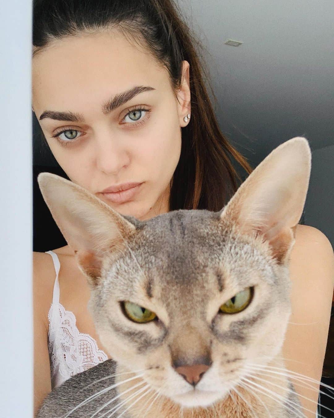 Zhenya Katavaのインスタグラム：「Shooting with my fav ♥️. Журнальные обложки по Стёпе плачут 😅.」
