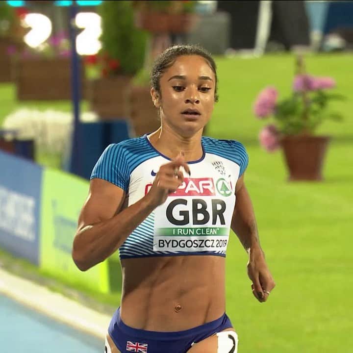 ジョディ・ウィリアムズのインスタグラム：「Go time! 💥  Catch me on BBC/Eurosport @ 15:53 UK time in the 200m final & 17:30 in the 4x400 🏃🏽‍♀️🏃🏽‍♀️🏃🏽‍♀️」