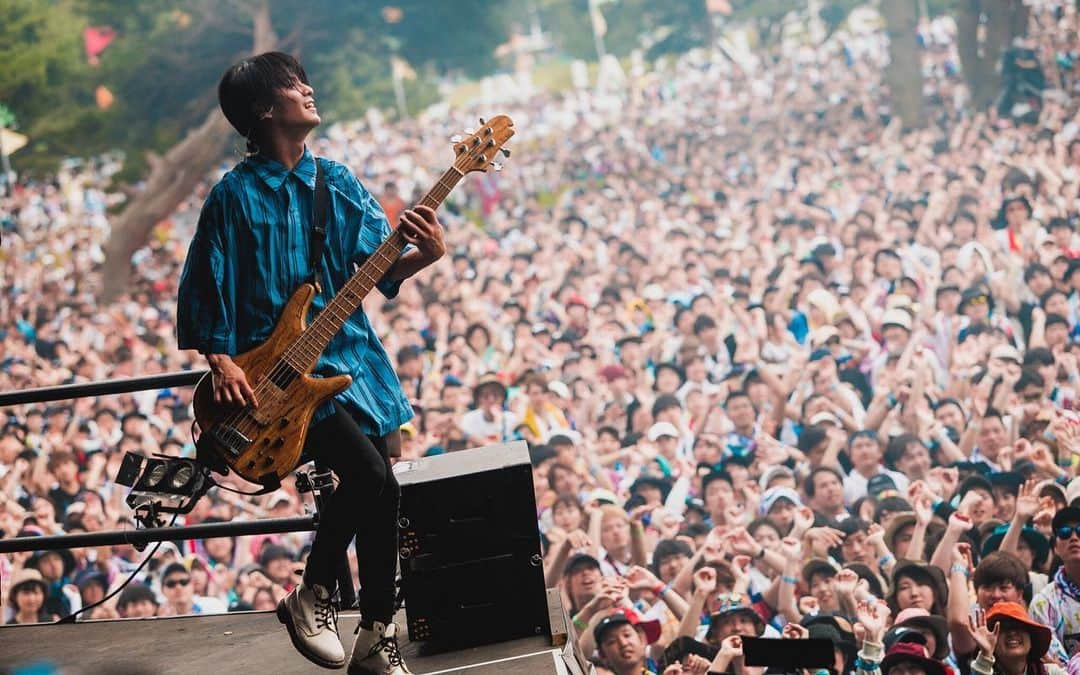 滝口大樹さんのインスタグラム写真 - (滝口大樹Instagram)「2019.08.11 at rockin'on presents 「ROCK IN JAPAN FESTIVAL 2019」  ロッキン楽しかったー！  photo:@yamada_mphoto #rockinjapan #rockinjapanfes2019  #感覚ピエロ #Sugiguitars #SugiBass  #instabass #daddario #NYXL」8月11日 19時23分 - daiki_bass5