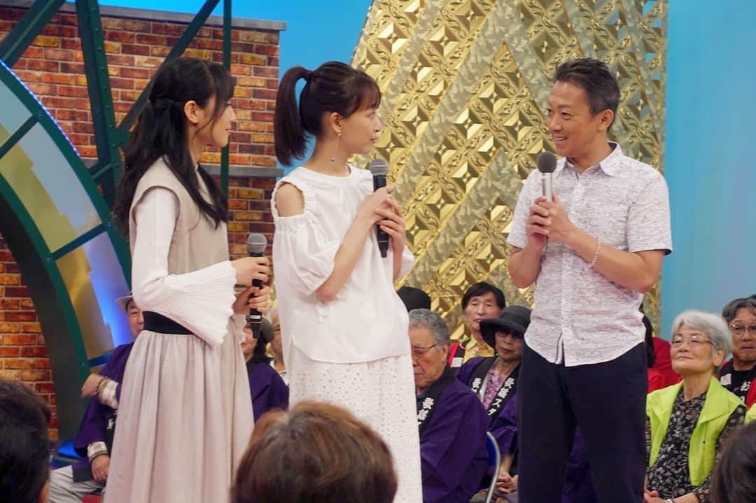長谷川萌美さんのインスタグラム写真 - (長谷川萌美Instagram)「. . 明日8/12(月・祝)20:00〜20:55 『千葉テレビ』にて放送の 【カラオケ大賞】に #ビタスイ  ゲスト出演させて頂きます！ . 審査員席に座らせて頂く場面も…！！ . ぜひ、ご覧ください💕 . (再放送:8/18(日)17:00〜17:55) k-taisho.com . #テレビ #tv #千葉テレビ #遠いところへ行くのでしょう #千葉テレビ #カラオケ大賞 #karaoke」8月11日 19時51分 - moemi_hasegawa