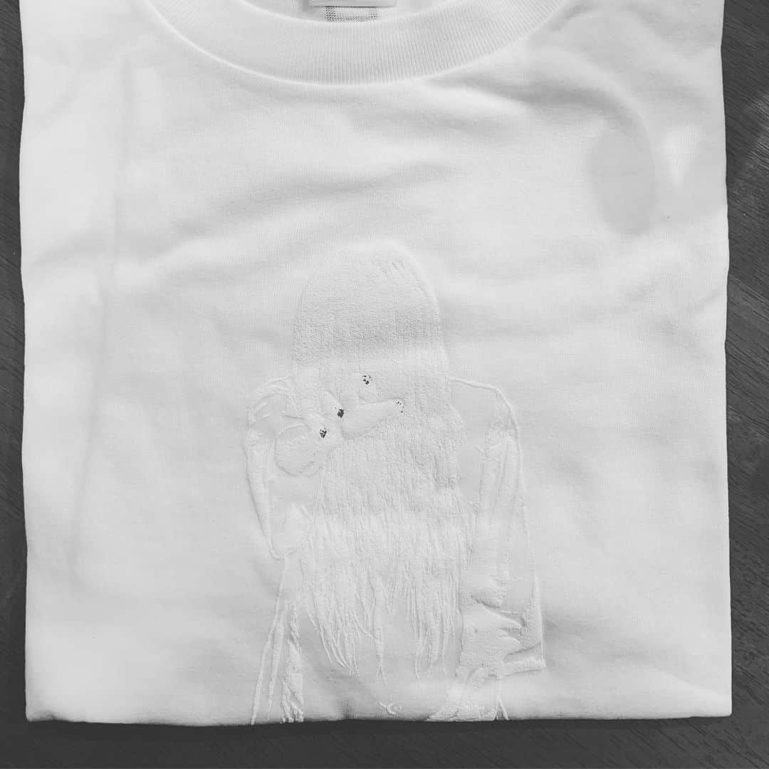 ぴよ。こぱ。さんのインスタグラム写真 - (ぴよ。こぱ。Instagram)「ヴィレバン行ったら、貞子Tシャツ買ってもーた。 . 暗闇でボヤーンと光る。 . めっちゃええやん。」8月11日 20時10分 - uca.34