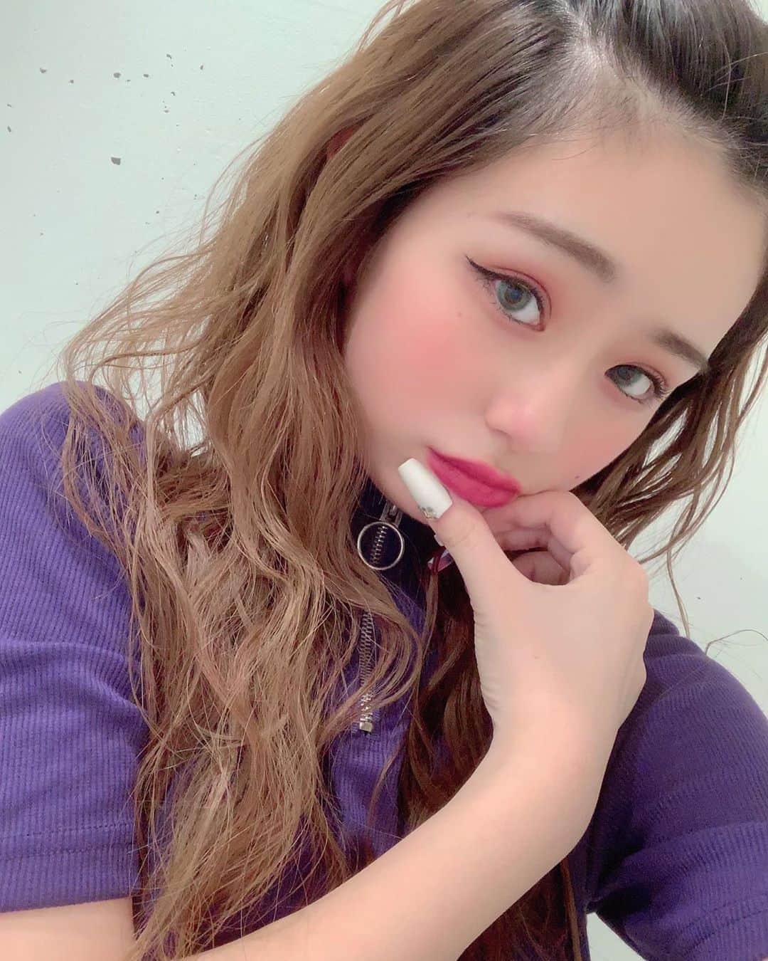 かれんのインスタグラム：「pUrPlE . 🔮 ❤︎」