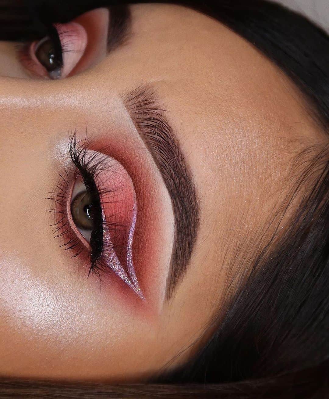 NYX Cosmeticsさんのインスタグラム写真 - (NYX CosmeticsInstagram)「@yamelarriagaxo creates this #flawless cut crease with our NEW Modern Dreamer Shadow Palette ☁️🌈 Available exclusively at @ultabeauty + #NYXProfessionalMakeup ✨ || #nyxcosmetics #ultabeauty #crueltyfreebeauty」8月12日 1時57分 - nyxcosmetics