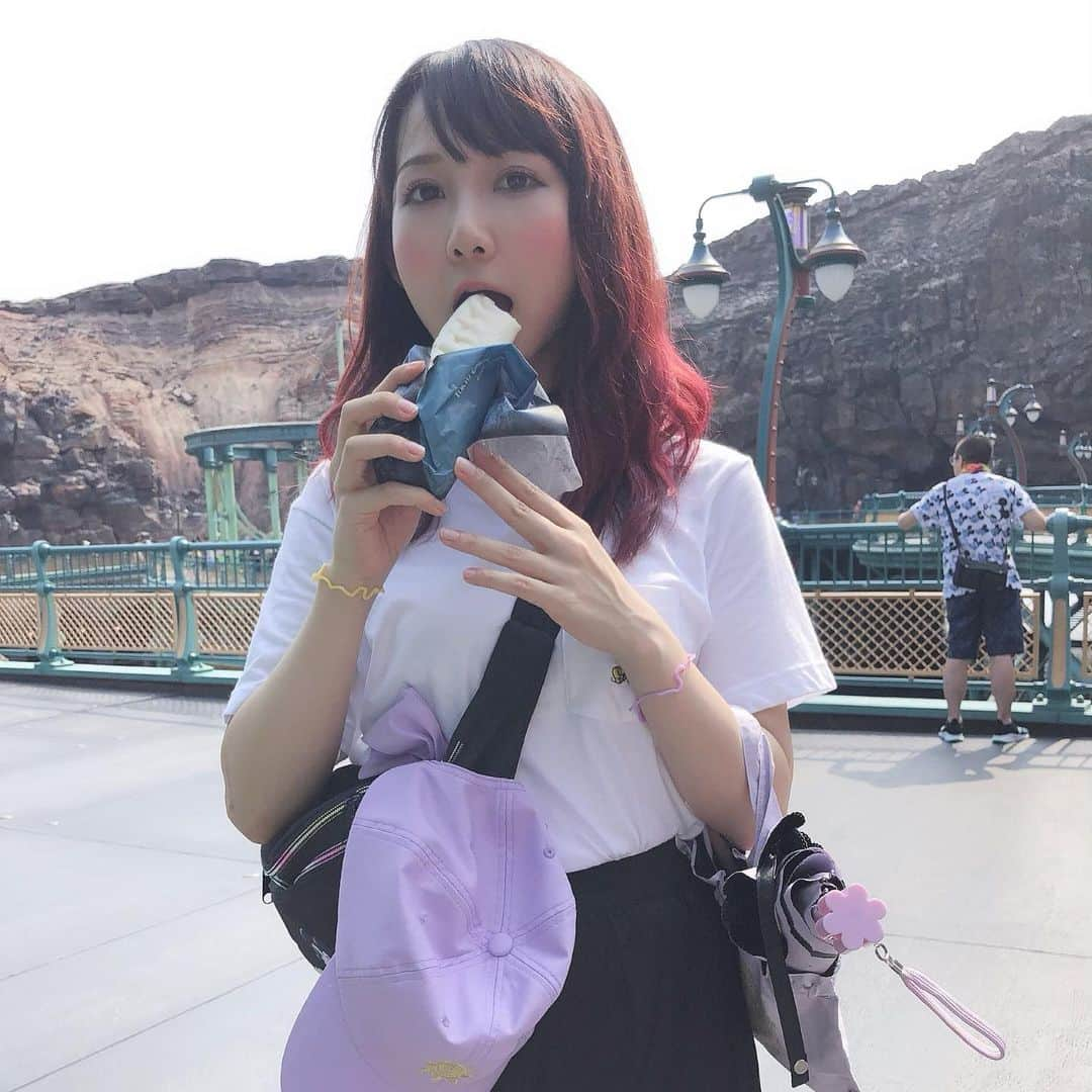 秋田知里さんのインスタグラム写真 - (秋田知里Instagram)「びしょ濡れディズニー！！！ #disney #disneysea #ゲットウェット」8月11日 20時36分 - akitachisato_official