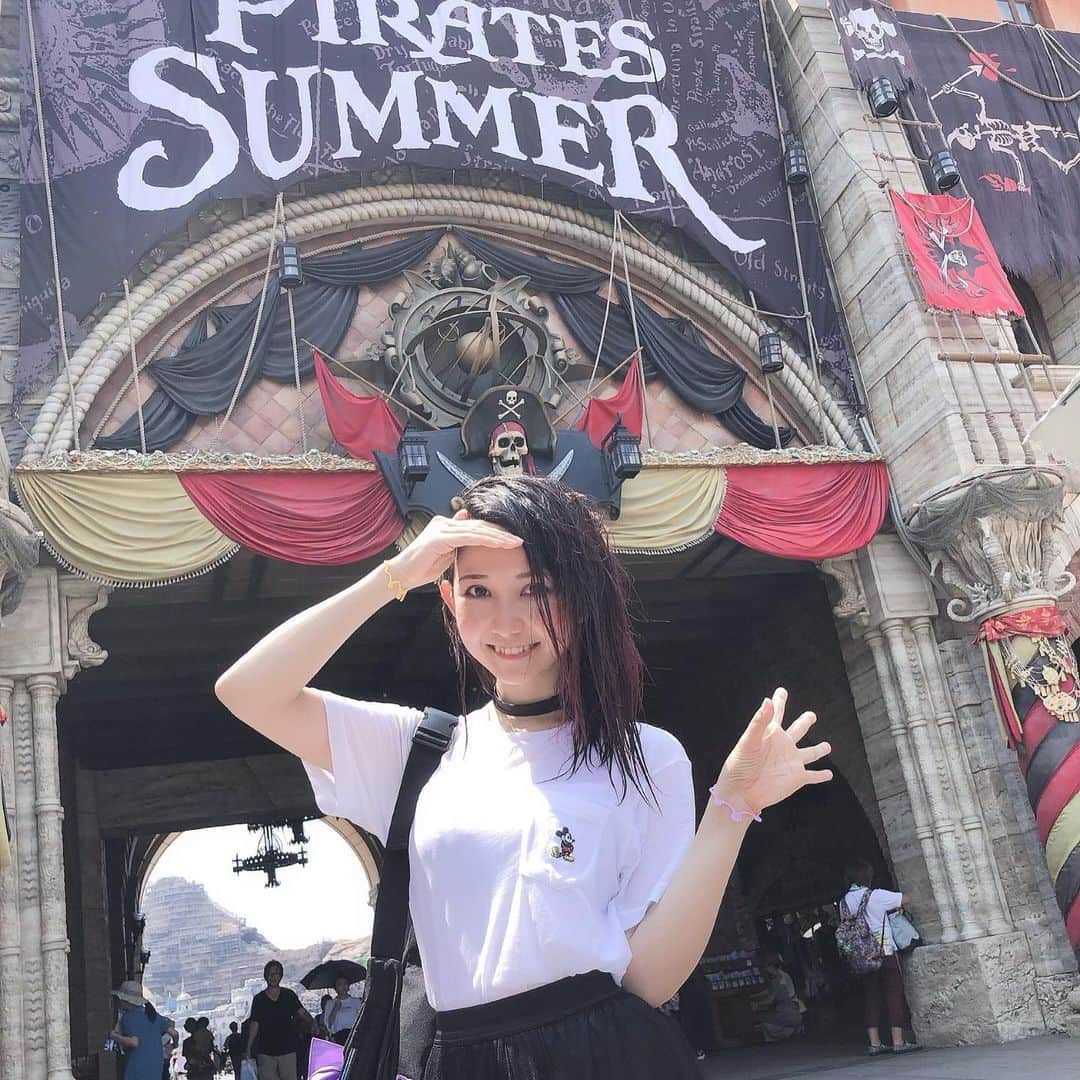 秋田知里さんのインスタグラム写真 - (秋田知里Instagram)「びしょ濡れディズニー！！！ #disney #disneysea #ゲットウェット」8月11日 20時36分 - akitachisato_official