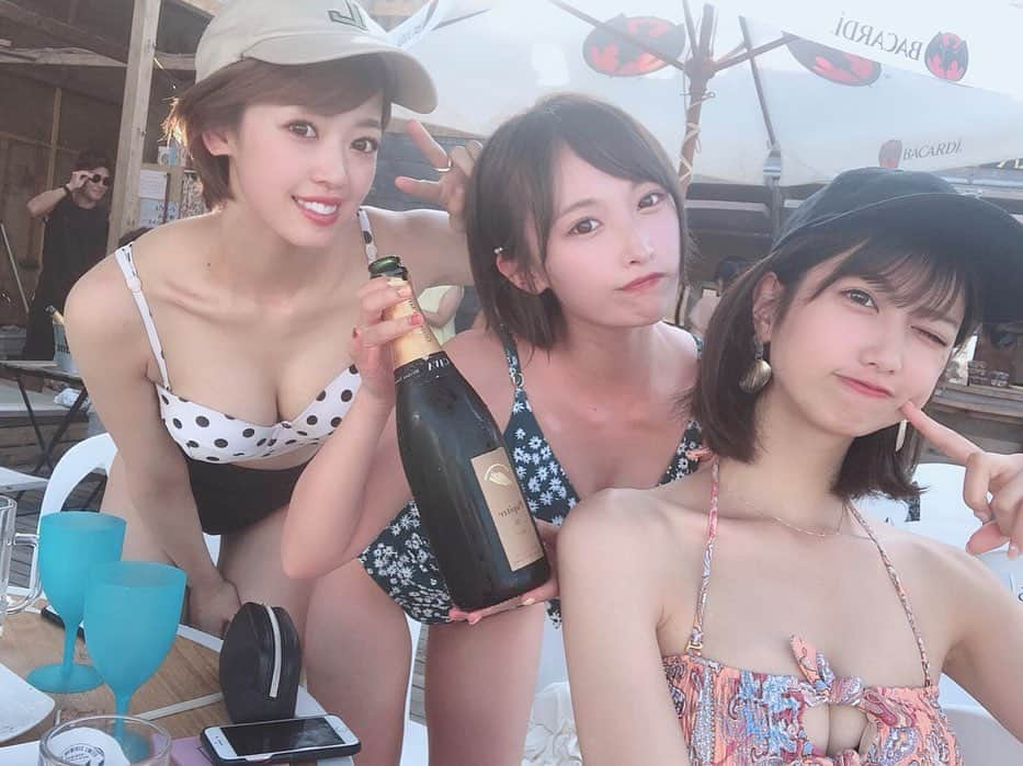 島田玲奈さんのインスタグラム写真 - (島田玲奈Instagram)「. 茅ヶ崎の海にいってきた🏖 . 花火大会は中止やったけど、海満喫できました🌞 . あかね、しおんといっぱい写真撮ったので、載せる〜🍉🥰 . #茅ヶ崎サザンビーチ #茅ヶ崎」8月11日 20時45分 - smd_rn321