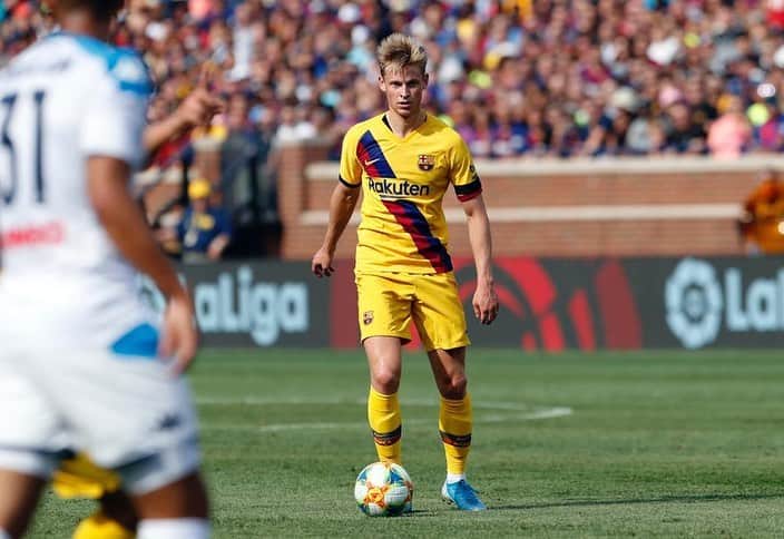 フレンキー・デ・ヨングのインスタグラム：「Thank you USA, for the great support! Pre season is finished, now focus on the first match in La Liga 💙❤️」