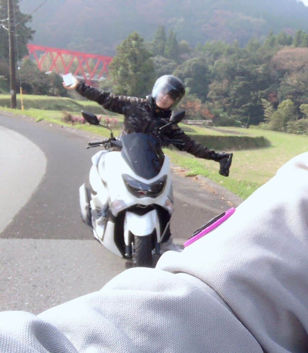 川村虹花さんのインスタグラム写真 - (川村虹花Instagram)「バイク〜😚✌🏻 #HONDA #バイク女子」8月11日 20時54分 - nanaka_kawamura