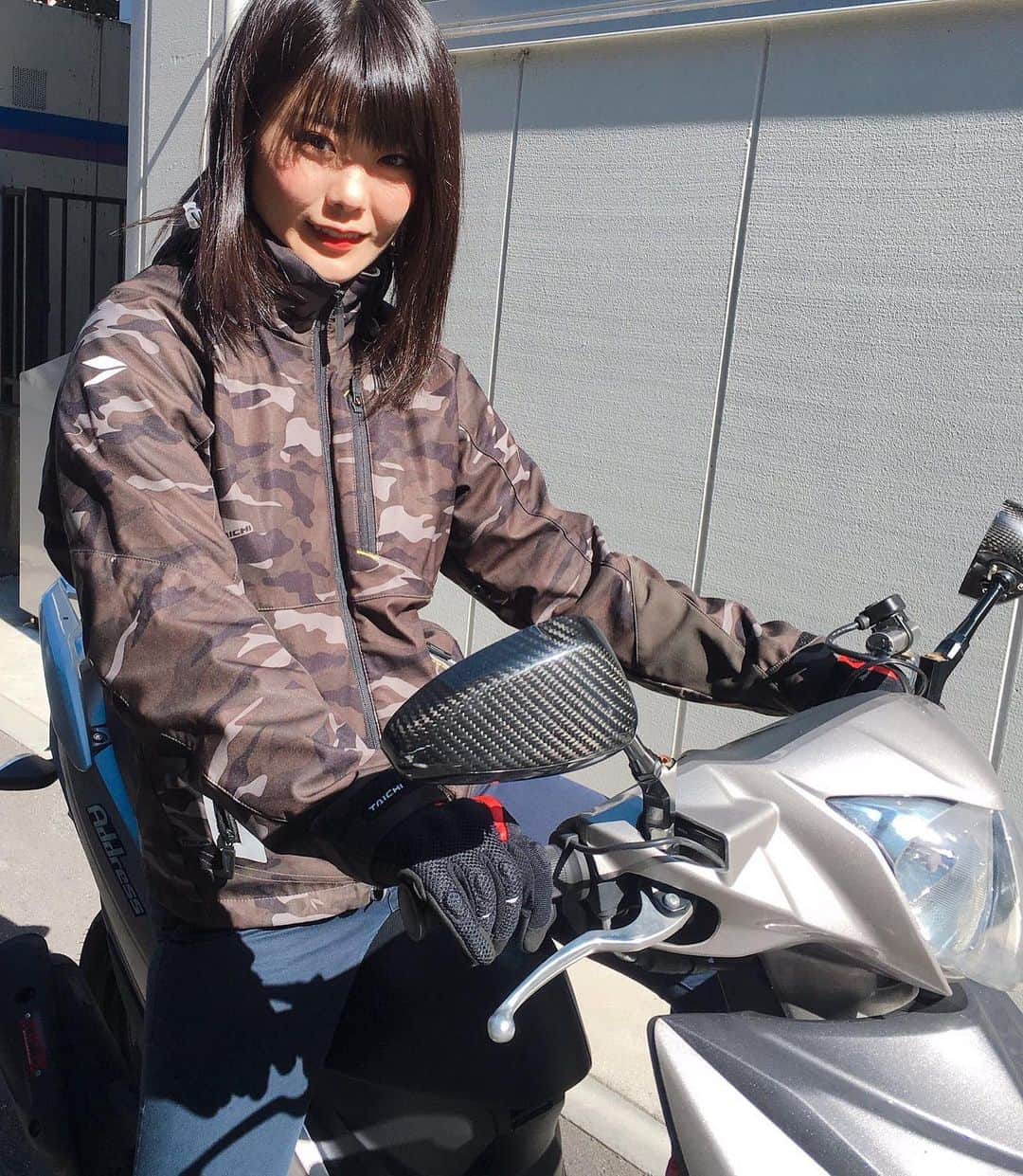 川村虹花さんのインスタグラム写真 - (川村虹花Instagram)「バイク〜😚✌🏻 #HONDA #バイク女子」8月11日 20時54分 - nanaka_kawamura