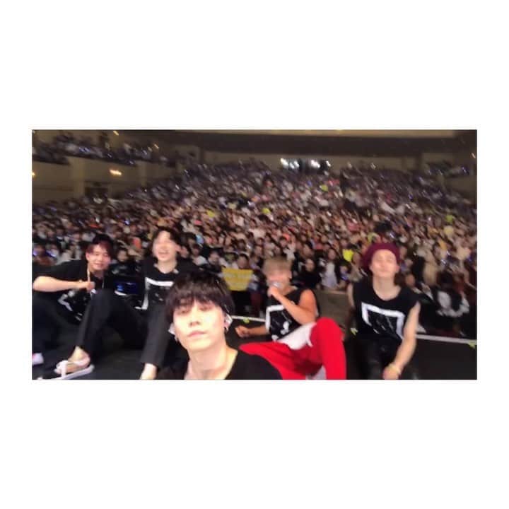 岩岡徹のインスタグラム：「千葉公演1日目‼︎ ありがとうございました🐶  #da_ice  #besttour  #千葉」