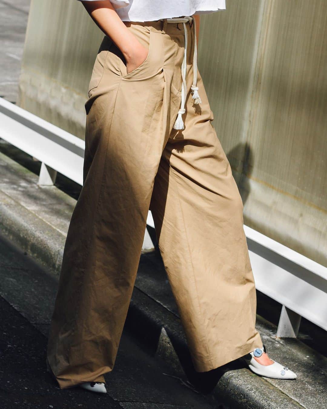 Fashionsnap.comさんのインスタグラム写真 - (Fashionsnap.comInstagram)「【#スナップ_fs】 Name 咲 和希  Shirt #UNITEDARROWS Pants #UNITEDARROWS Bag #SONIARYKIEL Shoes #vintage  #fashionsnap #fashionsnap_women」8月11日 21時25分 - fashionsnapcom