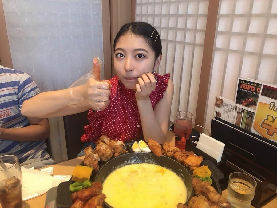 野乃さんのインスタグラム写真 - (野乃Instagram)「チキンは断然骨付き派ののです😋 今日、UFOチキンを食べました🍗❤️ おいしかったーー🔆 飯テロです(笑)どーぞ。 #今日のnono」8月11日 21時43分 - nonono_onaka