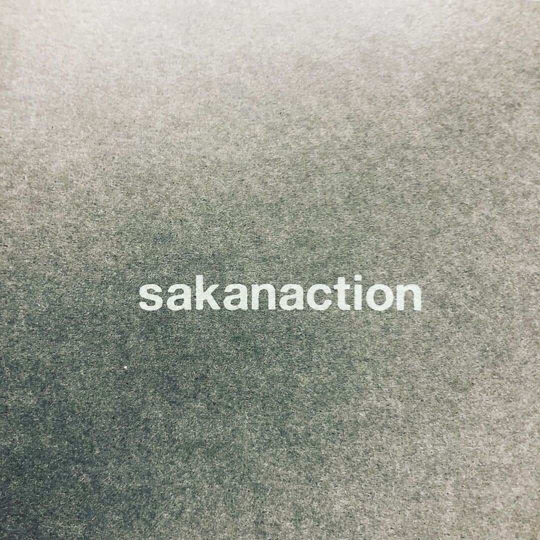 根本亜沙美さんのインスタグラム写真 - (根本亜沙美Instagram)「sakanaction 『-KURAYAMI-暗闇』千秋楽でした。 もう、闇すぎて言葉も出ない。  今まで見たライブとは全く違う、完全に裏をいく初めての試みに心が揺さぶられました。そして、そこには想像もしていなかった世界がありました。  チームサカナクション&チームNFに拍手！皆様お疲れ様でした！ #sakanaction #暗闇 #kurayami #エヌエフ」8月11日 21時36分 - asami_nemoto