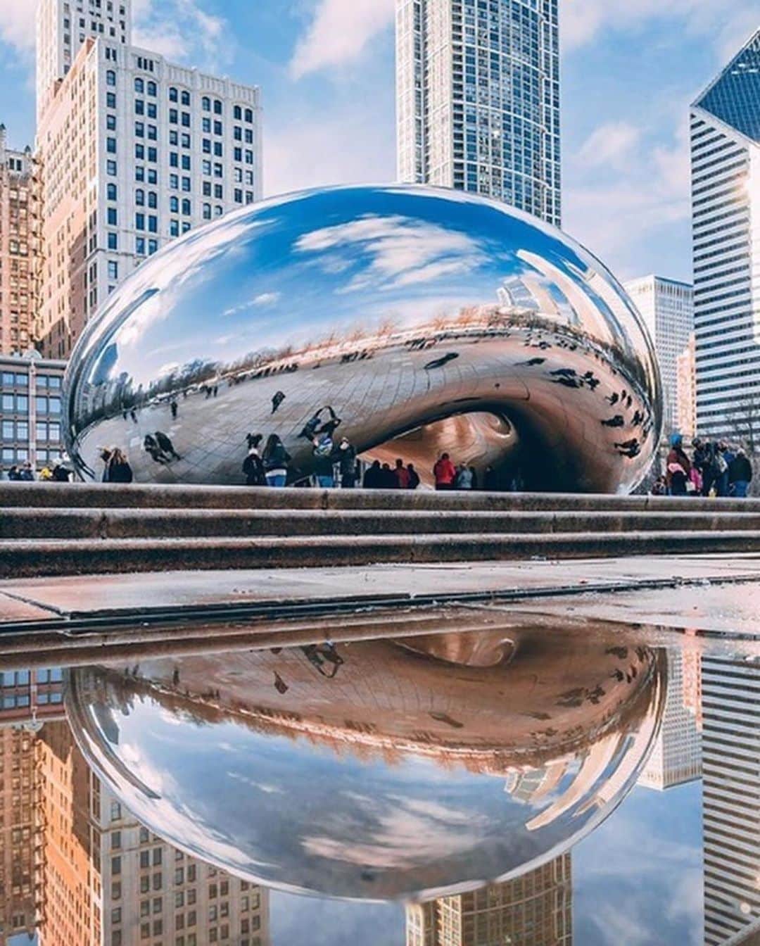 The Peninsula Hotelsさんのインスタグラム写真 - (The Peninsula HotelsInstagram)「While you enjoy your stay at @thepeninsulachi, don’t forget to visit Chicago’s famous Cloud Gate, known as “The Bean” amongst locals 😉. 📸: @choosechicagomx. . . . . . . #peninsulahotels #luxuryhotels #luxuryhotelexperience #luxurytravel #travel #beautifuldestinations #welltraveled #traveldiaries #jetset #jetsetter #hotel #hotellife」8月11日 22時02分 - peninsulahotels