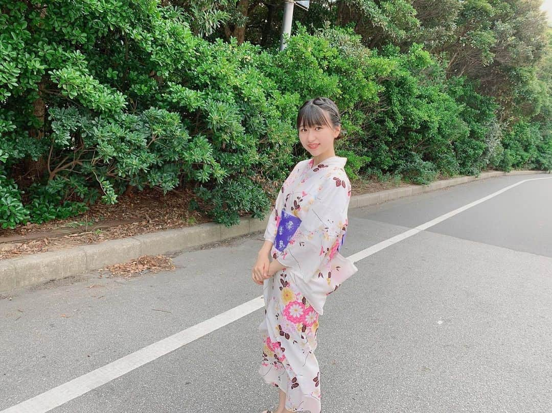 伊藤優絵瑠さんのインスタグラム写真 - (伊藤優絵瑠Instagram)「今日着た浴衣っ👘 1日目とどっちが好きですか〜？ ・ ・ #浴衣ヘアアレンジ  #浴衣」8月11日 21時55分 - yueruito_1024