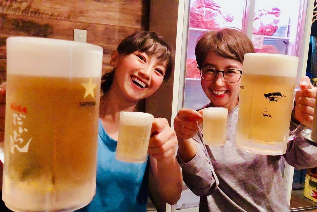 福島和可菜さんのインスタグラム写真 - (福島和可菜Instagram)「本チャンの飲みはやっぱコレです🥰  #男前ジョッキ #メガジョッキ #より #大  #いろんなサイズを頼める #ビール好きにはたまらない #good #idea #大きいの #頼んじゃう #笑 #お得 #もちろん #おかわりしました #love #running #beer #meat #焼肉 #🏃 #🤤 #🍺 #🍖 #❤ #乾杯 #POWER #ガソリン」8月11日 22時12分 - fukushimawakana