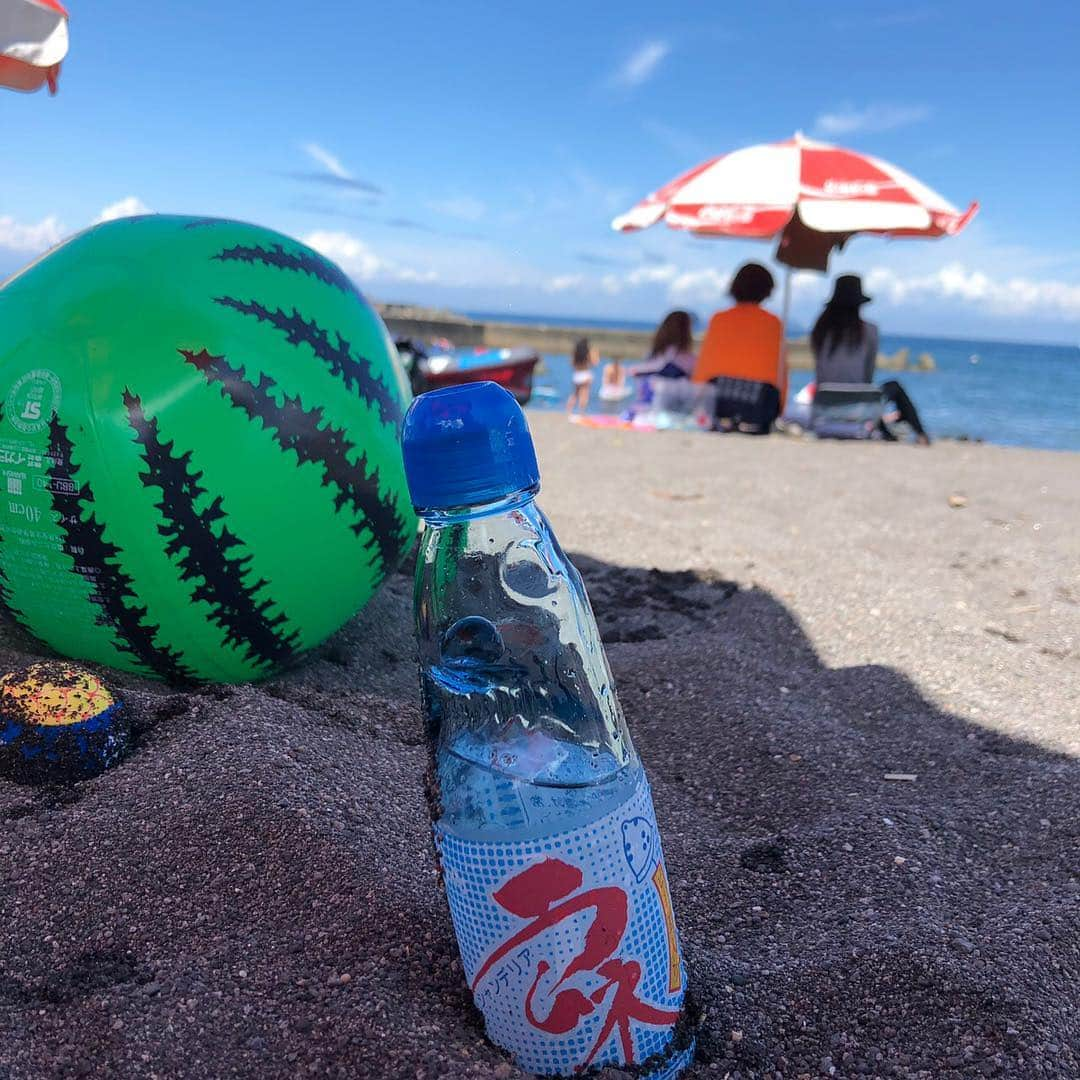 金子雅紀さんのインスタグラム写真 - (金子雅紀Instagram)「大学時代の親友達と夏っぽいことしてきました #熱海#伊東#海#筑波大学#夏合宿#SUP#バナナボート」8月11日 22時14分 - masaki_kaneko_