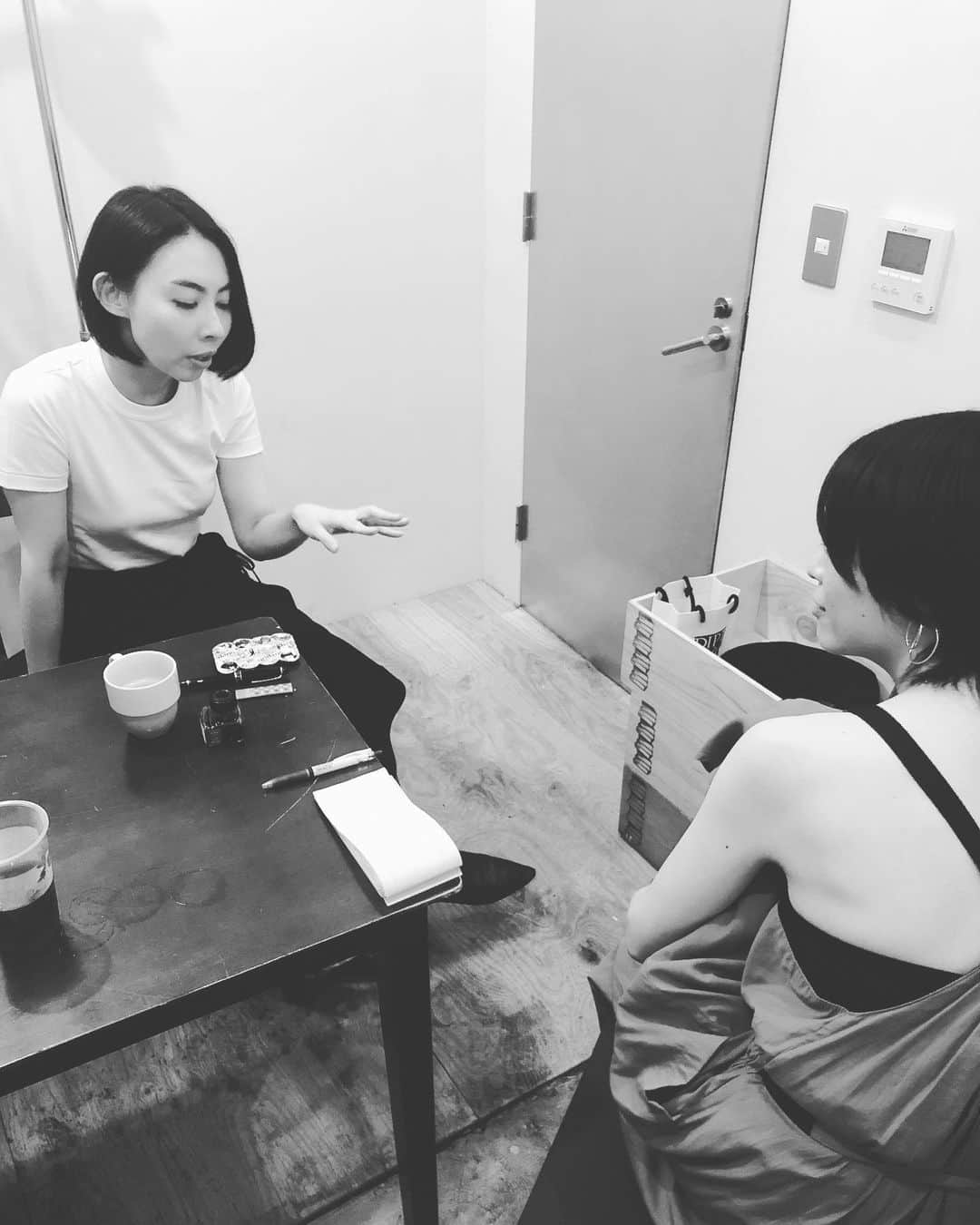犬山紙子さんのインスタグラム写真 - (犬山紙子Instagram)「大好きな2人 おしゃべりする仕事 いいんだろうかこれが仕事でありがたい」8月11日 22時30分 - inuyamakamiko