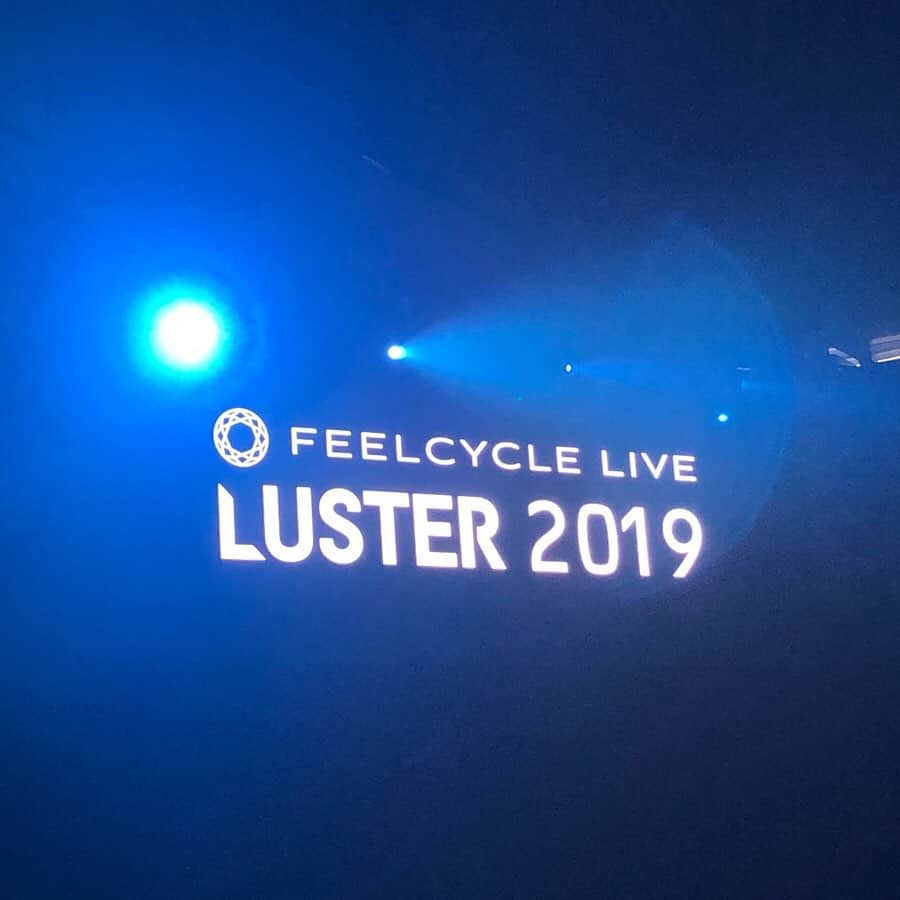 宮原華音さんのインスタグラム写真 - (宮原華音Instagram)「今日はFEELCYCLE LIVE 2019に 行ってきました😎✨ ノリノリな音楽の中 さらにノリノリなインストラクターさんと 大勢の方たちと一緒に100分間 頑張ってきました✌️💕 たくさん汗をかいた後にはKNOLLの ドライシャンプーでスッキリ💛  #feelcycle #フィールサイクル #feelcycleluster #LUSTER #スティーブンノルニューヨーク #SKNY #STEPHENKNOLL #ドライシャンプー #PR #feelcyclelive2019」8月11日 23時21分 - miyahara_kanon