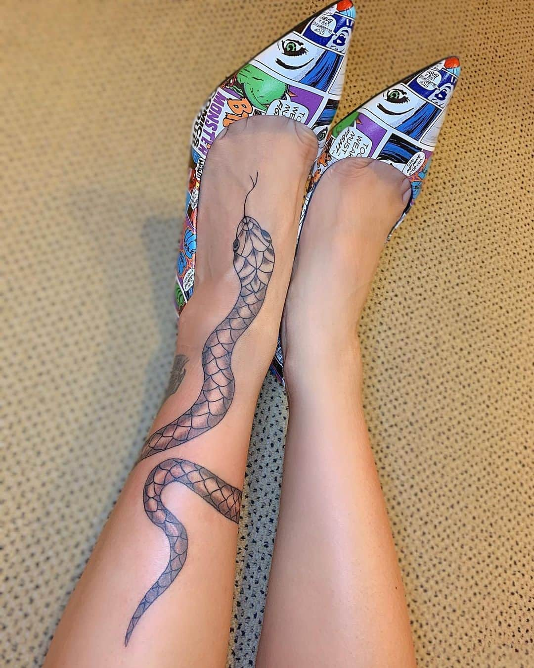 JASMINEさんのインスタグラム写真 - (JASMINEInstagram)「#NewTat 🐍 @gkong1856」8月11日 23時54分 - jasmilicious