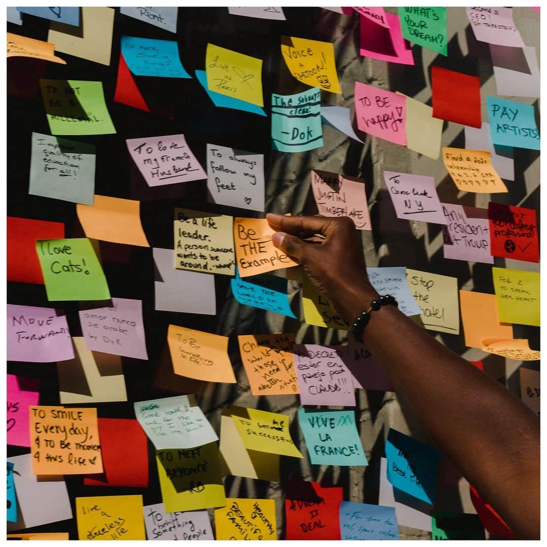 コーチさんのインスタグラム写真 - (コーチInstagram)「#DreamItReal. To celebrate #InternationalYouthDay on August 12th, we teamed up with @SubwayTherapy and the @door_nyc Youth Council on a DIY art project at our store in Soho. We asked the community two seemingly simple questions: “What’s your dream?” and “The next gen will...” And they answered with optimism, authenticity and love. . . Come see for yourself. If you’re in NYC, visit the Coach Soho store from 12-6 pm on August 11 & 12 to contribute to the installation, or share your response below and we’ll add it for you. #CoachNY . . As part of our ongoing #DreamItReal initiative and in honor of International Youth Day (#youthday2019) , the Coach Foundation is donating to local nonprofit @door_nyc and the global work of @iyfsnaps.」8月12日 0時00分 - coach