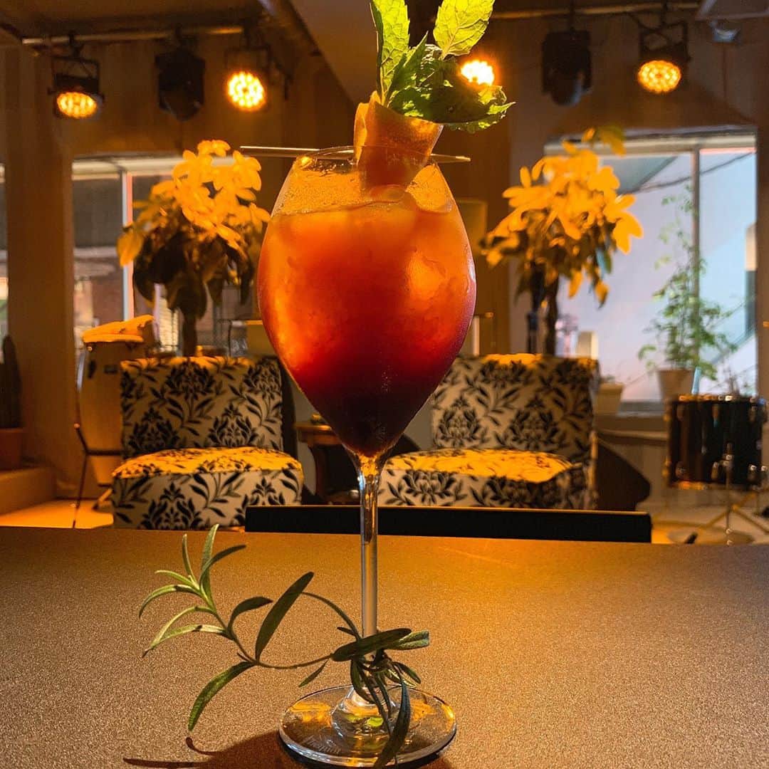 Julianさんのインスタグラム写真 Julianinstagram 神戸のお洒落bar The Castle Thecastlekobe Part ドリンク編 バー お洒落bar Bar Cocktails 神戸 三宮 神戸グルメ 神戸 バー 三宮バー 三ノ宮bar 三ノ宮バー 東門街 ワイン シャンパン