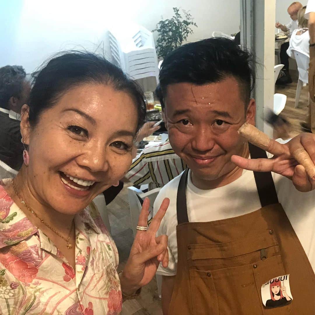 山本華世さんのインスタグラム写真 - (山本華世Instagram)「今泉にある韓国居酒屋ハンジャンの二階にサムギョプサルのお店がオープン‼️食べ放題2980円、薄焼きで、お野菜もいっぱいで美味しかったぁ。 #hanjan #ハンジャン#今泉#福岡グルメ #韓国居酒屋#韓国料理#サムギョプサル#山本カヨ #バータービレッジ  #インターネットtv」8月12日 11時06分 - kayo_092