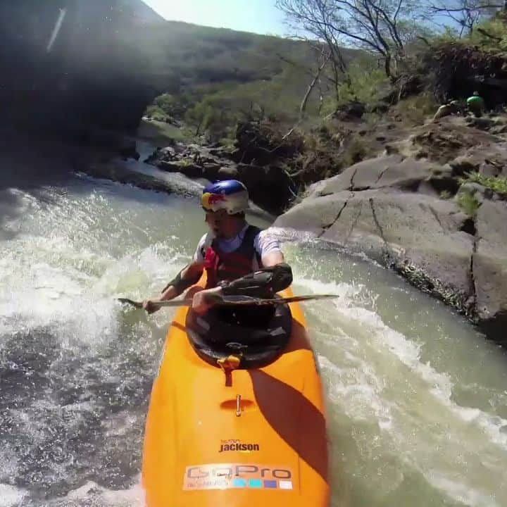 レッドブルのインスタグラム：「Today's Forecast: Sunny with a chance of @danejacksonkayak going down a waterfall backwards  #redbull #givesyouwings #kayak #watersports #mexico #kayaking」