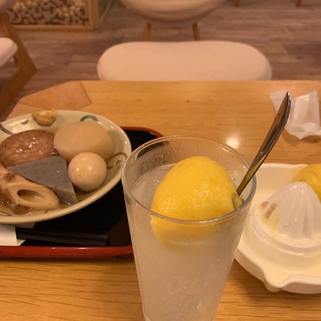 岩崎慧さんのインスタグラム写真 - (岩崎慧Instagram)「昨夜のサウナ飯。 ニュージャパンの水風呂は14〜15度。 最高のととのいを得る。」8月12日 10時39分 - iwasakikei