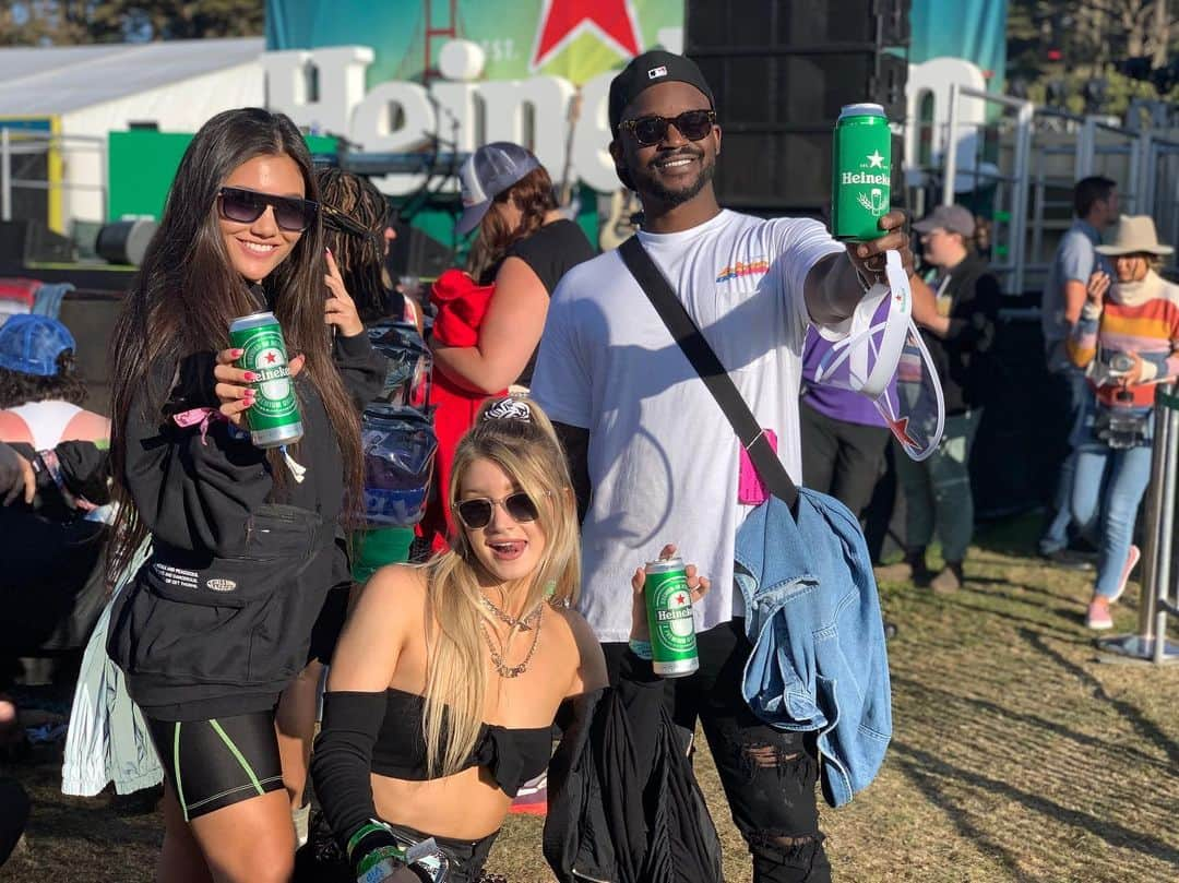 テイラー・ジェームスさんのインスタグラム写真 - (テイラー・ジェームスInstagram)「At the Heineken_US stage waiting for a special @wyclefjean performance!  Thank You #heinekenhouse #heinekenpartner」8月12日 10時47分 - djtayjames