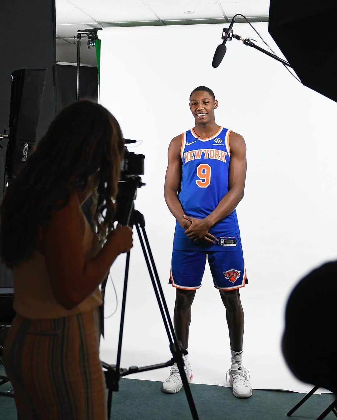 NBAさんのインスタグラム写真 - (NBAInstagram)「Behind the scenes at the 2019 #NBARooks Photo Shoot! #PaniniNBARookie」8月12日 2時48分 - nba