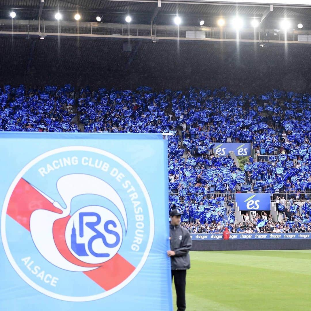 リーグ・アンさんのインスタグラム写真 - (リーグ・アンInstagram)「Partage des points dans le derby de @laregiongrandest (1-1) 🤝  Chacune des deux équipes a eu sa période ! ▫️ ▫️ #ligue1conforama #RCSA #FCMetz #strasbourg #metz #derby」8月12日 2時48分 - ligue1ubereats