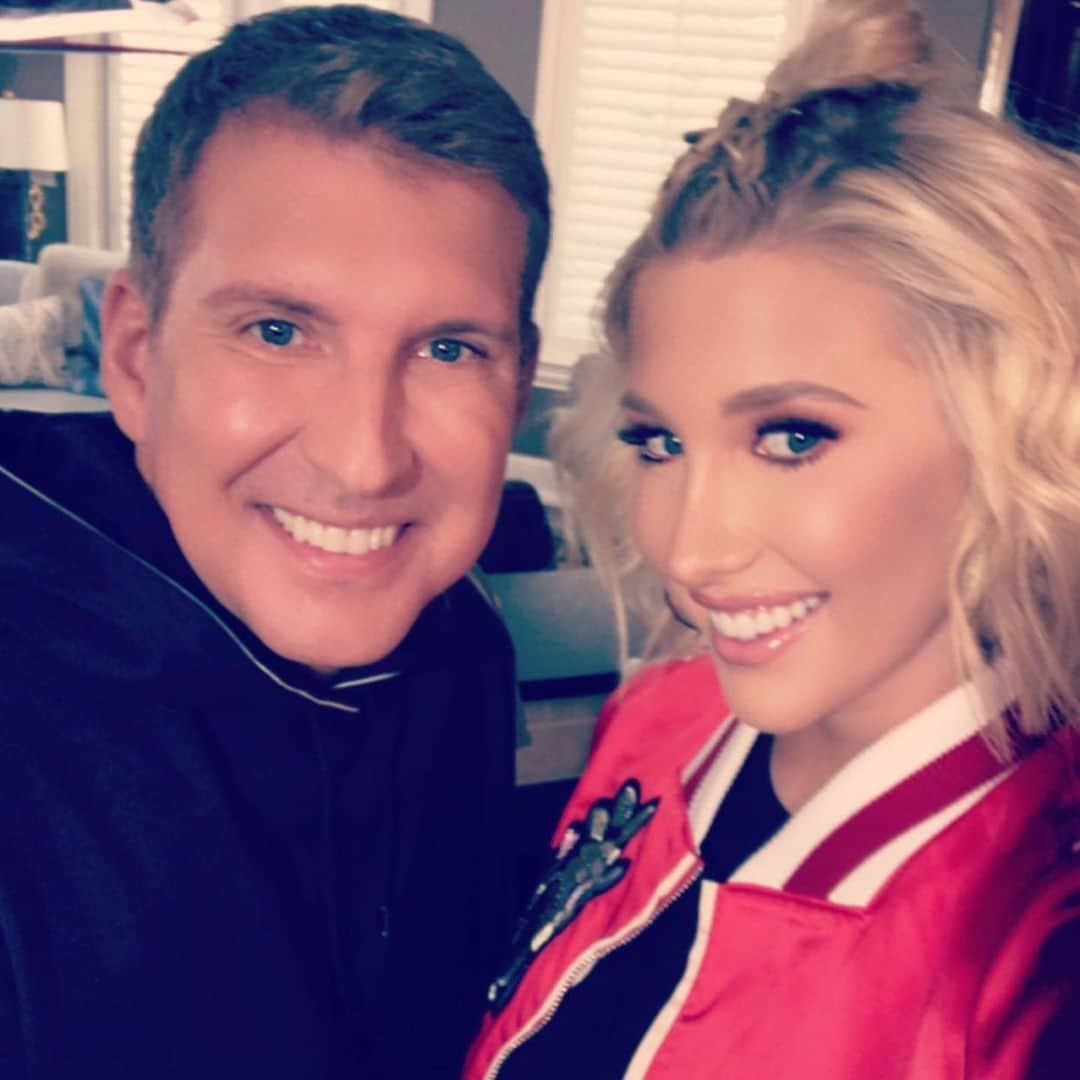 トッド・クリスリーさんのインスタグラム写真 - (トッド・クリスリーInstagram)「Happy Birthday @savannahchrisley , words can never describe how much I love you , no matter how bad life gets you’ve always been able to make me see the sun through the clouds , May you always know who you are , where you come from and that you belong to God first , with all my heart , I LOVE YOU... to the moon and back ...」8月12日 2時49分 - toddchrisley