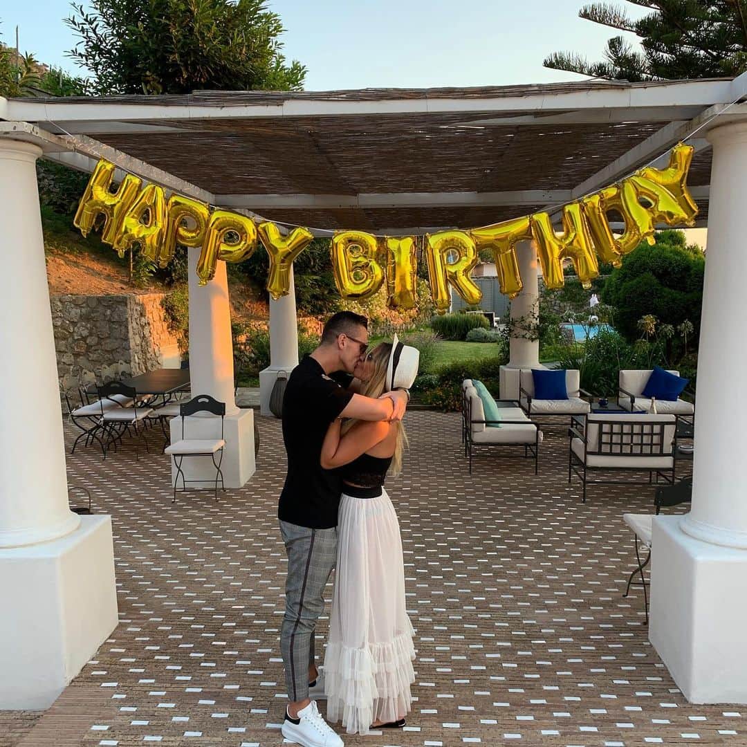 アルカディウシュ・ミリクのインスタグラム：「Wszystkiego Najlepszego kochanie ❤️ #happybirthday」