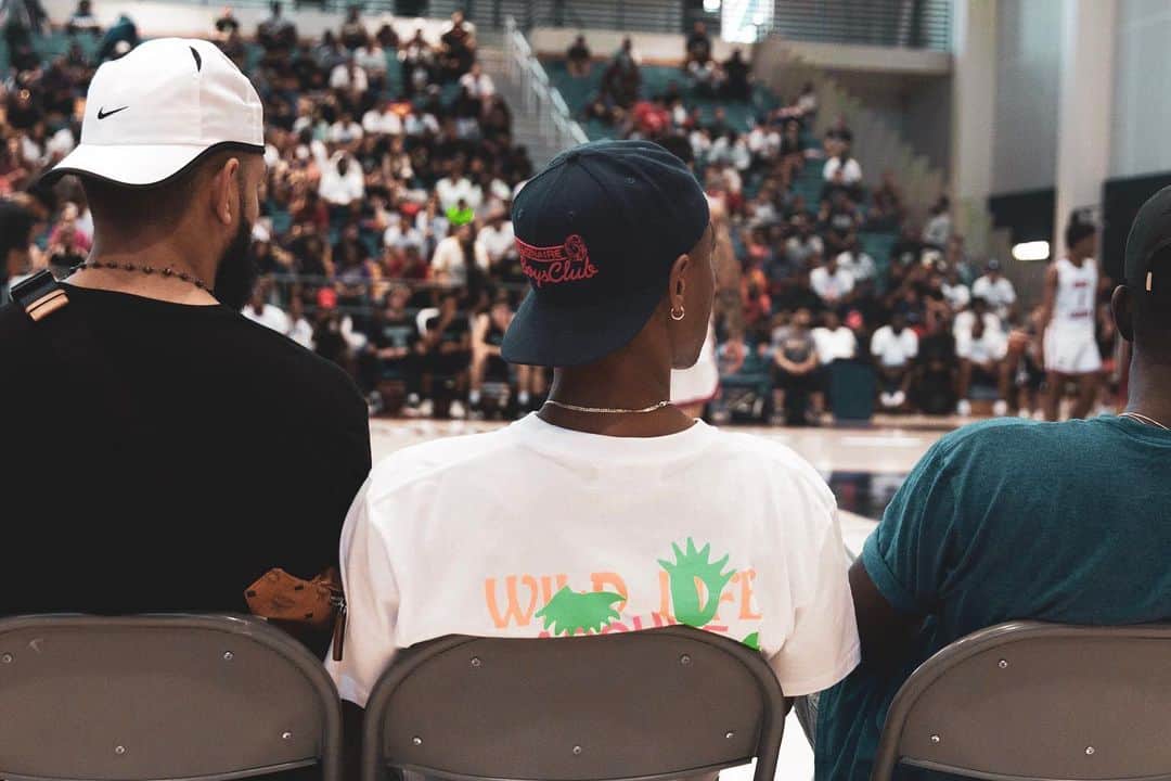 キース・パワーズのインスタグラム：「First time at the Drew.」
