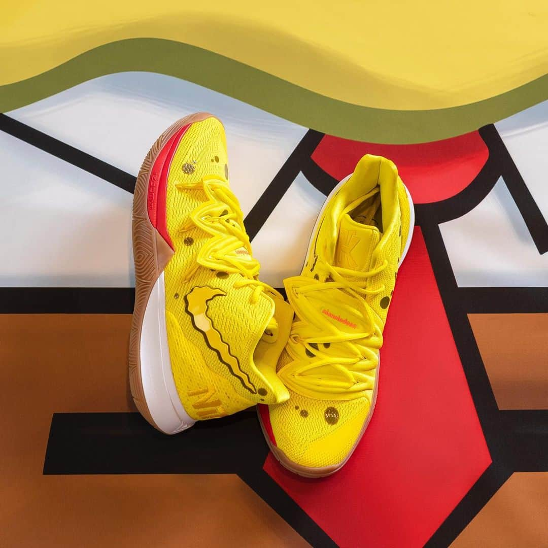 スポンジボブさんのインスタグラム写真 - (スポンジボブInstagram)「Who scored the Kyrie x SpongeBob SquarePants collection?」8月12日 3時28分 - spongebob