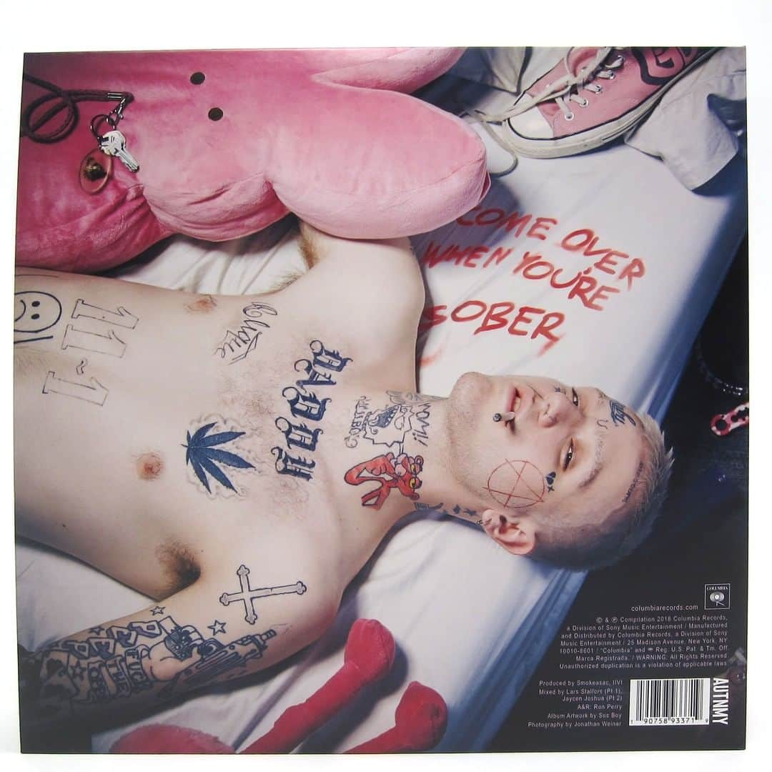 Alternative Pressさんのインスタグラム写真 - (Alternative PressInstagram)「2 years ago, our love affair with @lilpeep began with his first full-length release, ‘Come Over When You’re Sober, Pt. 1.’ Peep cuts us to the bone with each word, and his debut full-length is no different. He successfully spearheaded a subgenre with his emergence into the mainstream, and that music is now flourishing all thanks to the first record. What’s your favorite song off ‘Come Over When You’re Sober Pt. 1?’⁠ .⁠ .⁠ .⁠ #lilpeep #comeoverwhenyouresober #comeoverwhenyouresoberpt1 #albumanniversary #lilpeep4ever #altpress #alternativepress」8月12日 4時30分 - altpress