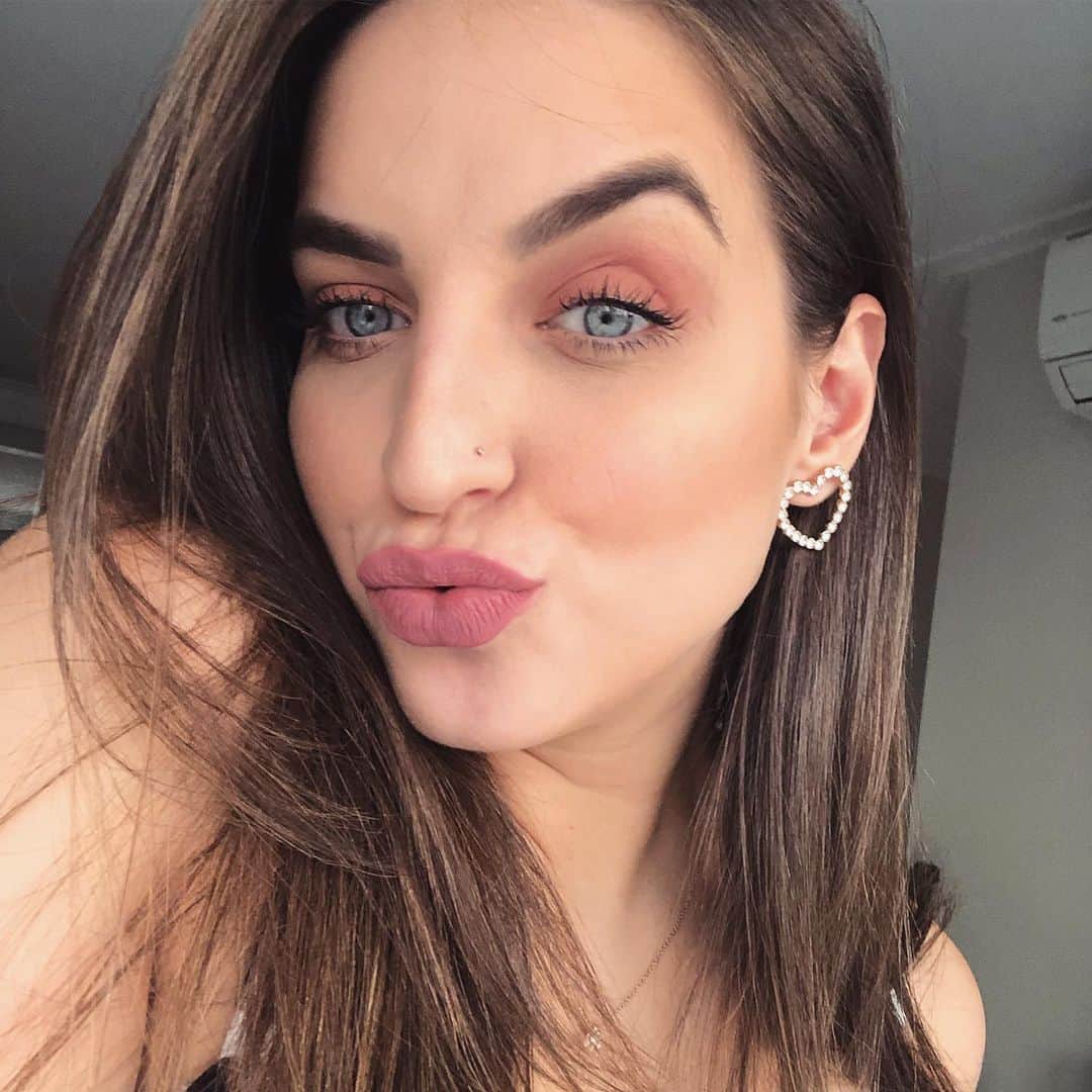 Bruna Unzuetaさんのインスタグラム写真 - (Bruna UnzuetaInstagram)「3 boo’s incomodam muito mais 🤷🏻‍♀️」8月12日 5時03分 - boounzueta