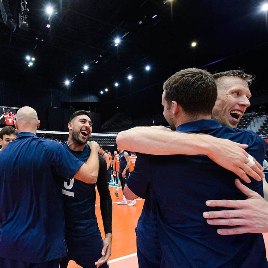 USA Volleyballさんのインスタグラム写真 - (USA VolleyballInstagram)「Scenes from the U.S. Men's victory over Netherlands, which qualified them for #Tokyo2020」8月12日 5時16分 - usavolleyball