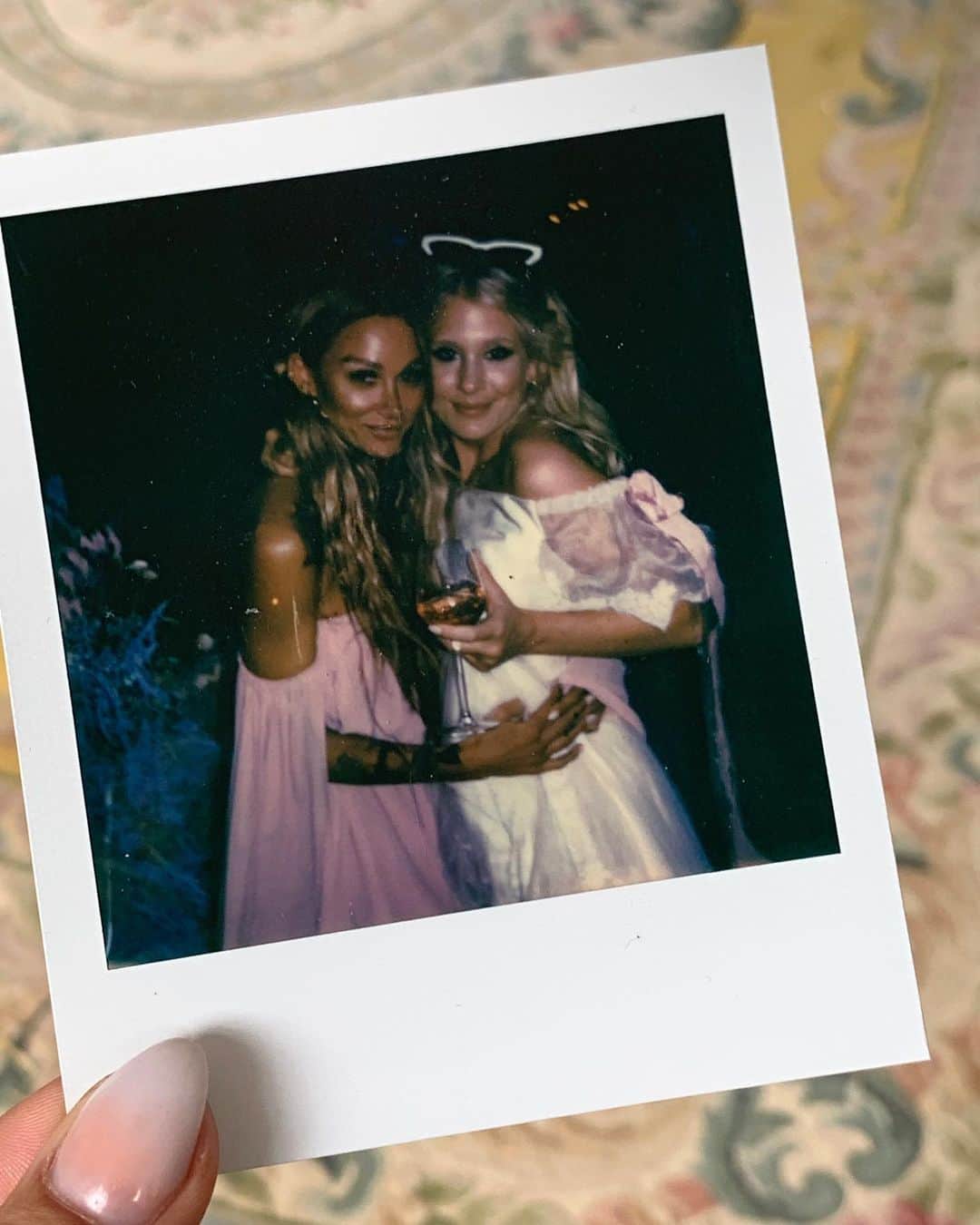 ルー・ティーズデールのインスタグラム：「Dreamy wedding dreamy 3 days congratulations @eveblee and @jimpilling thanks for having us love you 💕💕 wedding goals x」