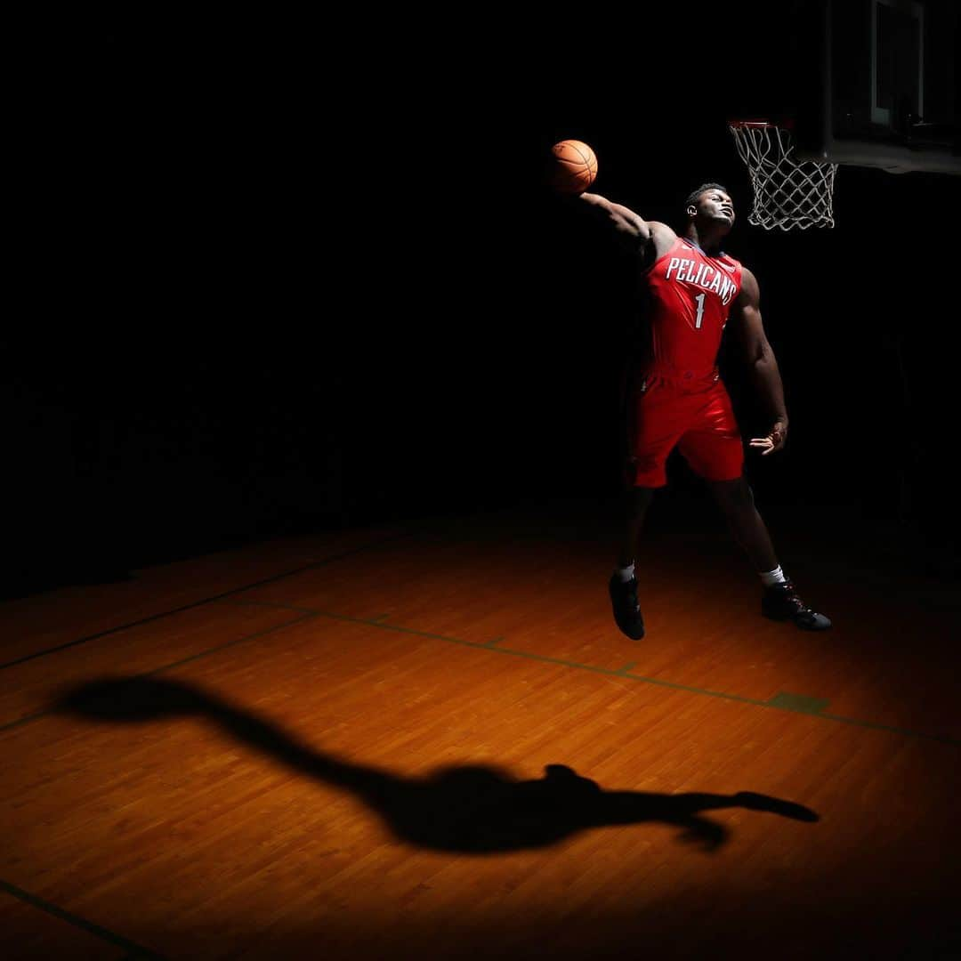 NBAさんのインスタグラム写真 - (NBAInstagram)「The spotlight shines on the 2019 #NBARooks! (📸: @natlyphoto)」8月12日 5時44分 - nba